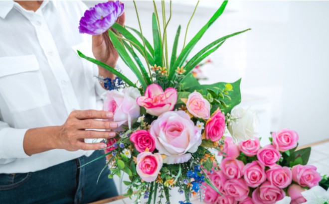B&agrave;y thứ n&agrave;y tr&ecirc;n b&agrave;n thờ kh&ocirc;ng chỉ mang tội bất k&iacute;nh m&agrave; c&ograve;n khiến t&agrave;i lộc hao hụt, vận may suy giảm - Ảnh 1.