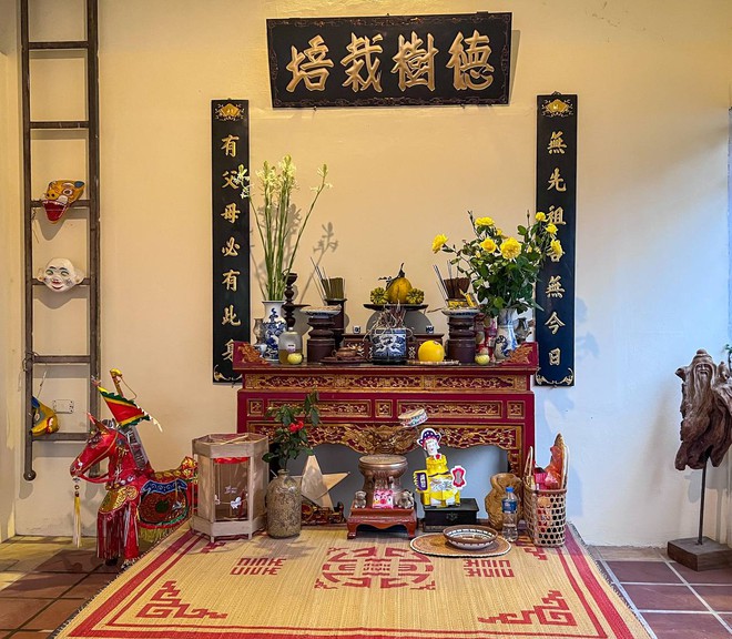Đến biệt thự Pháp cổ tại Hà Nội học cách bày trí bàn thờ, tận tay chạm hơn 100 tác phẩm thủ công làng nghề Việt - Ảnh 3.