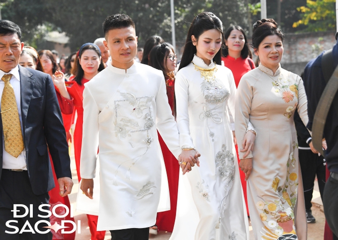 Chu Thanh Huyền đập tan tin đồn ph&acirc;n biệt mẹ đẻ v&agrave; mẹ chồng qua một h&agrave;nh động, Quang Hải được bố vợ dặn d&ograve; kĩ c&agrave;ng - Ảnh 5.