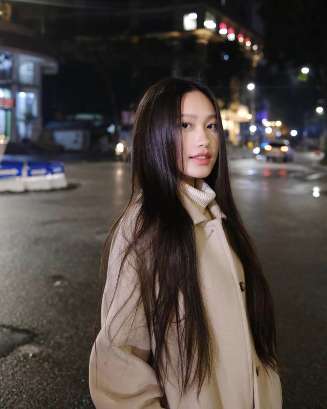 Do&atilde;n Hải My khoe visual cực đỉnh d&ugrave; đang nghi vấn mang bầu, d&acirc;n mạng soi ra một thay đổi lớn từ khi lấy chồng - Ảnh 1.