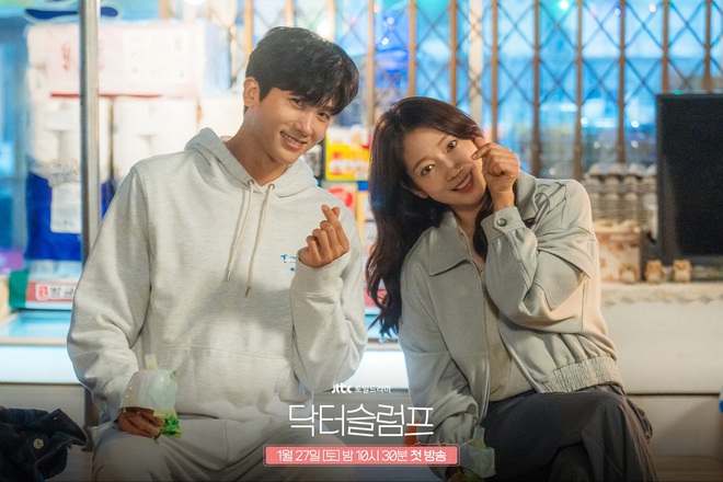 Cặp đôi Hàn tái hợp sau 11 năm, yêu nhau ở phim lãng mạn đáng xem nhất tháng 2 - Ảnh 2.