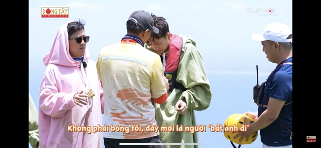 Những hình ảnh chưa từng công bố ở 2 ngày 1 đêm: Kiều Minh Tuấn bị nứt xương, Ngô Kiến Huy sợ xanh mặt vì 1 điều - Ảnh 8.