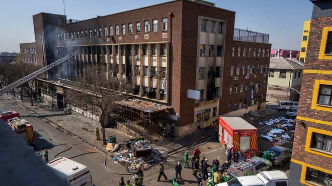 Giết người đốt xác phi tang ở Nam Phi, hại 76 người chết oan - Ảnh 1.