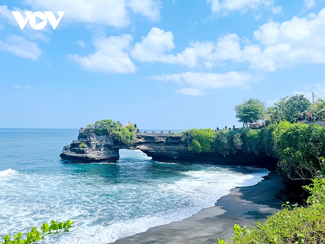 Bali ấn định thời điểm du khách phải nộp thuế du lịch - Ảnh 1.