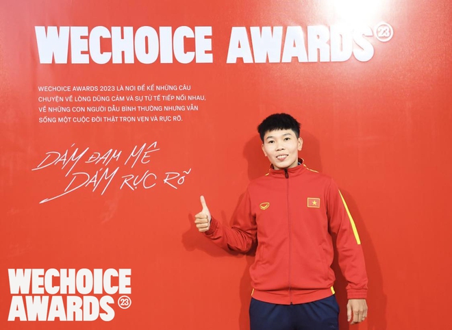 Thủ môn Kim Thanh tại WeChoice Awards: “Đội tuyển nữ Việt Nam sẽ chạm tới World Cup nếu chúng ta có niềm tin, đam mê và đương đầu với thử thách” - Ảnh 2.