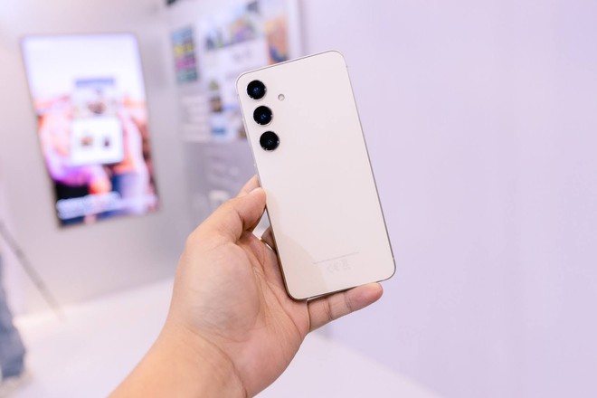 Galaxy S24 series bất ngờ được b&aacute;n sớm tại Di Động Việt, ưu đ&atilde;i đến 11 triệu, d&ugrave;ng thử miễn ph&iacute;! - Ảnh 5.