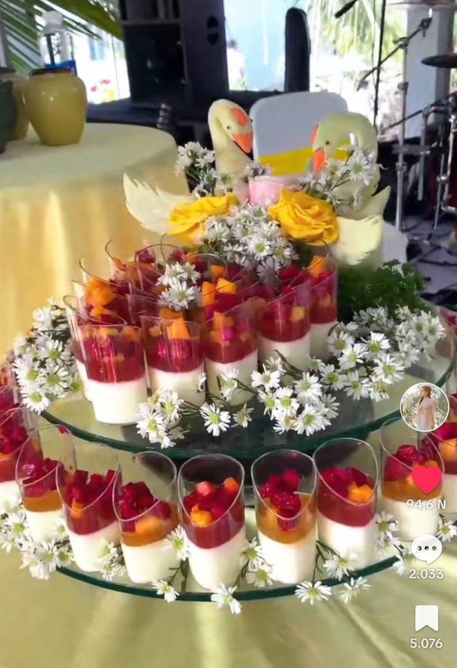 Đ&aacute;m cưới chay ở miền T&acirc;y, ph&aacute; vỡ quy tắc tiệc cưới nhưng vẫn khiến kh&aacute;ch mời kinh ngạc bởi độ cầu kỳ của m&oacute;n ăn - Ảnh 7.