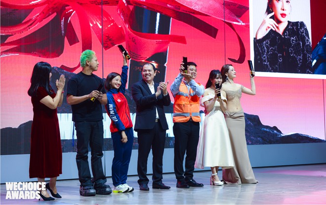 5 Đại sứ truyền cảm hứng được chọn tại WeChoice Awards 2023