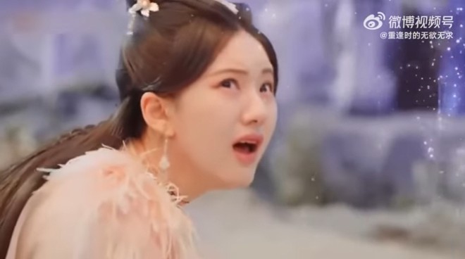 Mỹ nh&acirc;n Hoa ngữ bị ch&ecirc; kh&oacute;c như rặn ra nước mắt, cảnh cảm động m&agrave; chỉ thấy buồn cười - Ảnh 2.
