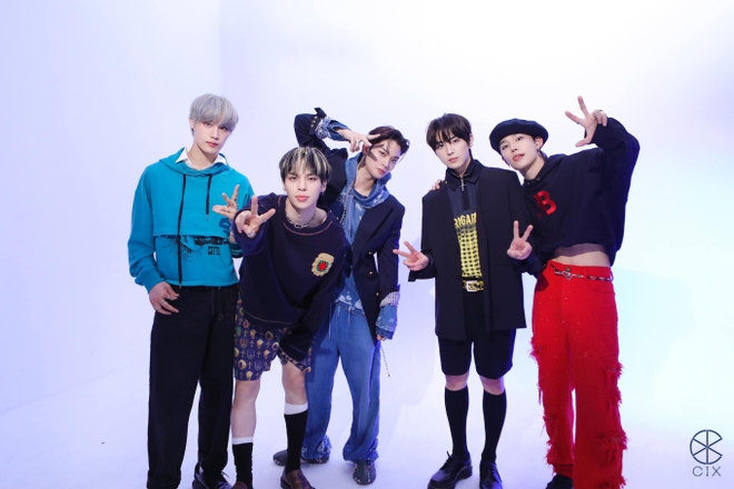 Lạm dụng tr&iacute; tuệ nh&acirc;n tạo để quảng b&aacute; album mới, nh&oacute;m nam Kpop nhận về &yacute; kiến tr&aacute;i chiều! - Ảnh 2.