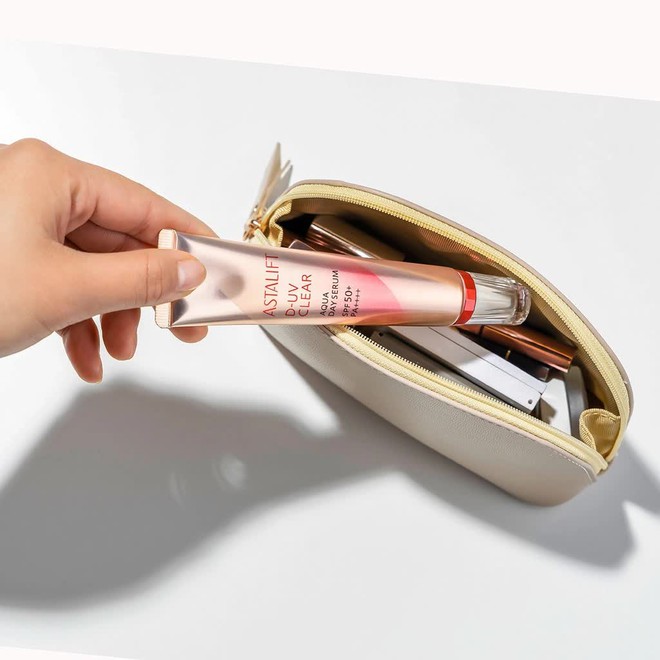 Lười makeup m&agrave; vẫn muốn da đẹp th&igrave; rất cần sử dụng m&oacute;n đồ n&agrave;y - Ảnh 6.