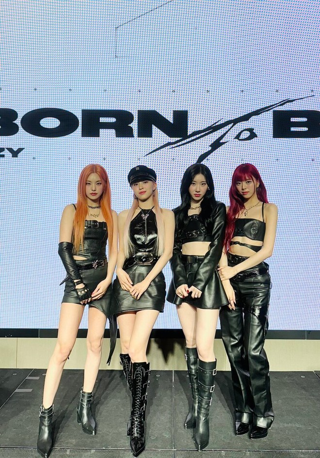 Nh&oacute;m nữ nh&agrave; JYP ra album, chạy tour thế giới d&ugrave; thiếu giọng ca ch&iacute;nh, netizen: Đội h&igrave;nh như ăn theo BLACKPINK đến c&ugrave;ng? - Ảnh 2.