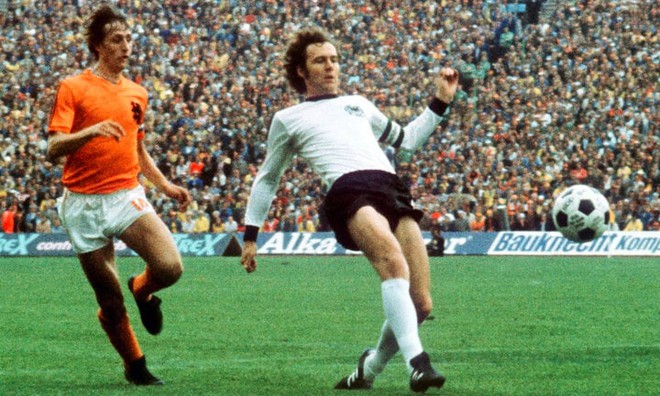 Beckenbauer qua đời: Nhìn lại sự nghiệp vĩ đại của Hoàng đế bóng đá - Ảnh 2.