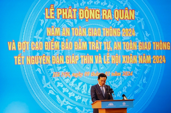 Những hình ảnh ấn tượng trong Lễ ra quân Năm An toàn giao thông 2024 - Ảnh 4.