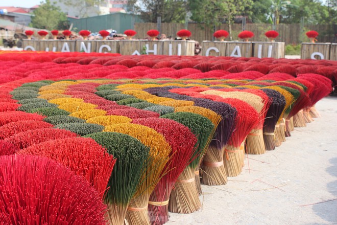 Kh&aacute;ch quốc tế th&iacute;ch th&uacute; check-in l&agrave;ng hương nổi tiếng ở H&agrave; Nội- Ảnh 18.