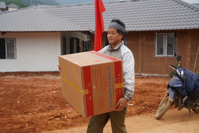 Người d&acirc;n L&agrave;ng Nủ ch&iacute;nh thức nhận nh&agrave; mới, kỳ vọng về ng&ocirc;i l&agrave;ng hạnh ph&uacute;c- Ảnh 3.
