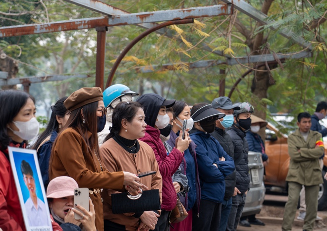 Phiên tòa đẫm nước mắt vụ nam sinh lớp 8 bị đánh chết não tại Hà Nội: Bố bị cáo ân hận, gửi lời xin lỗi mẹ nạn nhân- Ảnh 5.