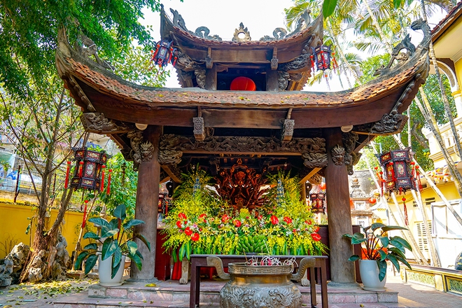 8 địa điểm tâm linh nổi tiếng nhất Hà Nội phù hợp để vừa vãn cảnh du xuân, vừa đi lễ đầu năm mới - Ảnh 8.