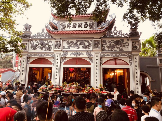 8 địa điểm tâm linh nổi tiếng nhất Hà Nội phù hợp để vừa vãn cảnh du xuân, vừa đi lễ đầu năm mới - Ảnh 5.