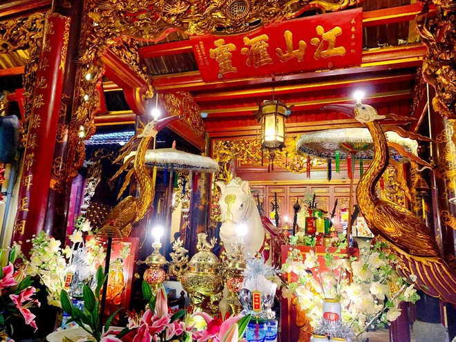 8 địa điểm tâm linh nổi tiếng nhất Hà Nội phù hợp để vừa vãn cảnh du xuân, vừa đi lễ đầu năm mới - Ảnh 1.