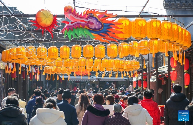 Trung Quốc những ngày du xuân: Hàng loạt lễ hội được tổ chức, biển người chật cứng đến check in gây choáng - Ảnh 7.