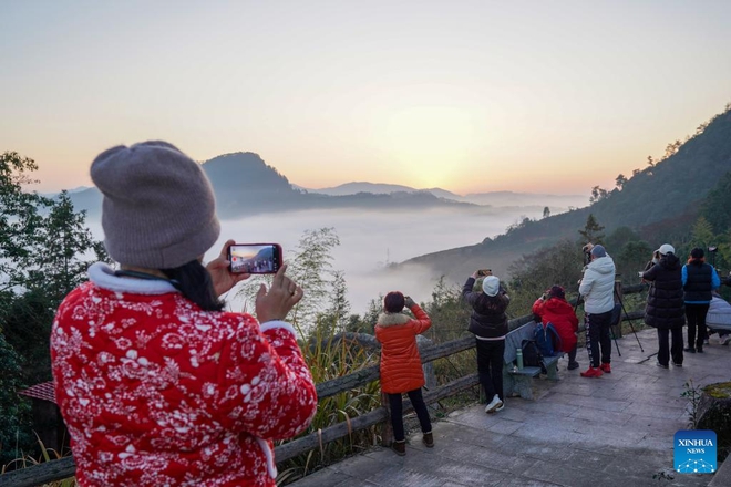 Trung Quốc những ngày du xuân: Hàng loạt lễ hội được tổ chức, biển người chật cứng đến check in gây choáng - Ảnh 14.