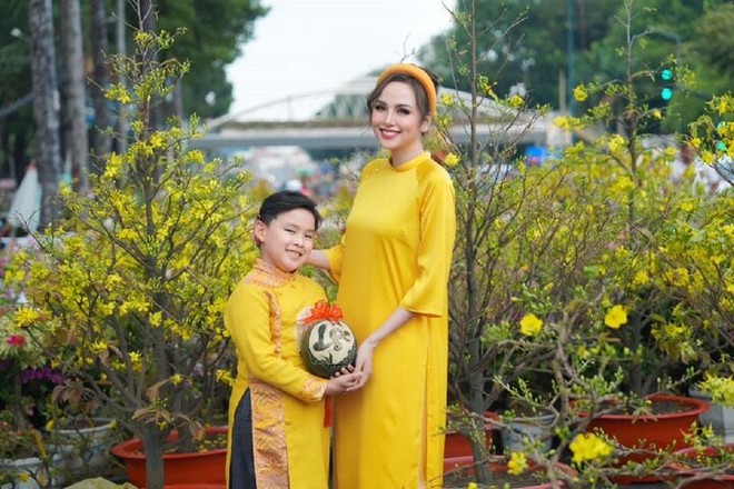 Hoa hậu Diễm Hương khoe loạt ảnh cưới với chồng Việt kiều - Ảnh 5.