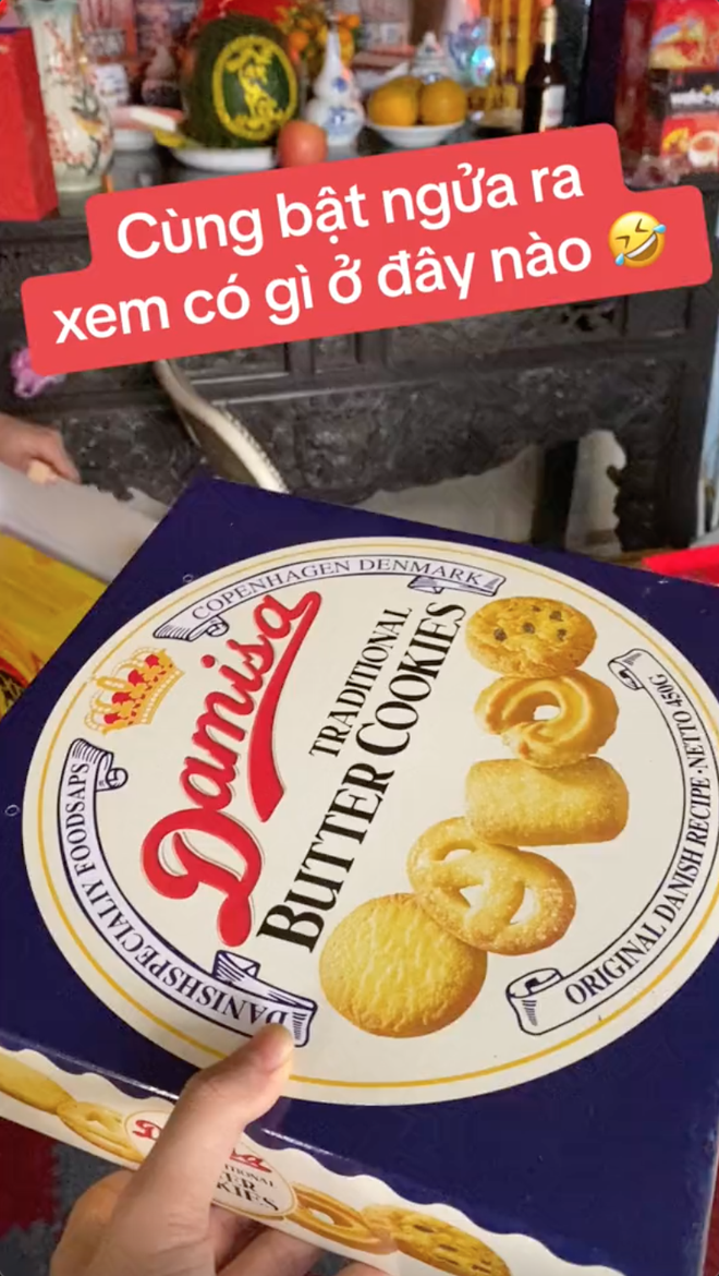 Đại hội khui giỏ qu&agrave; Tết: Rất nhiều bất ngờ dở kh&oacute;c dở cười đang chờ đ&oacute;n! - Ảnh 6.