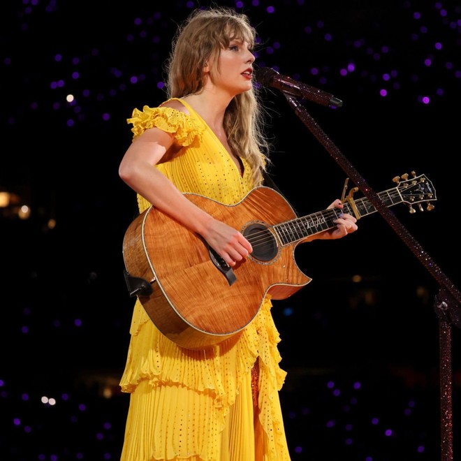 Taylor Swift lần đầu live ca khúc cực suy hé lộ nguyên nhân chia tay tình cũ, chia sẻ về album mới gây chú ý - Ảnh 7.