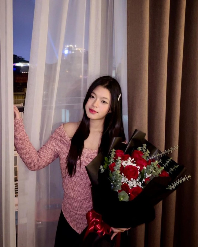 Tiểu thư nh&agrave; NSƯT Chiều Xu&acirc;n t&acirc;m sự về khủng hoảng tăng 8kg v&agrave; da nổi chi ch&iacute;t mụn, n&oacute;i 1 điều Gen Z n&agrave;o cũng thấy đồng cảm! - Ảnh 7.