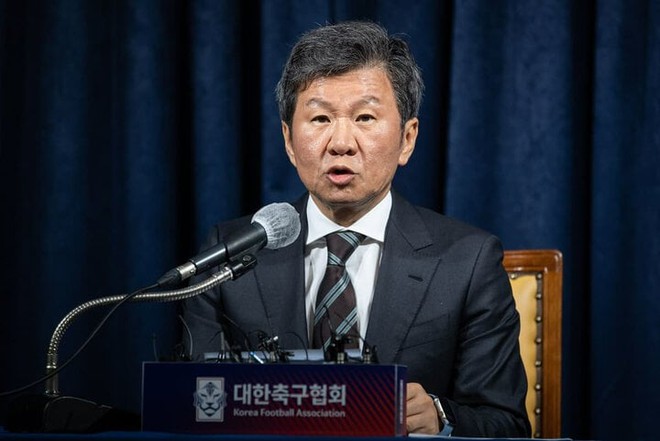Chủ tịch LĐBĐ Hàn Quốc bị điều tra - Ảnh 1.