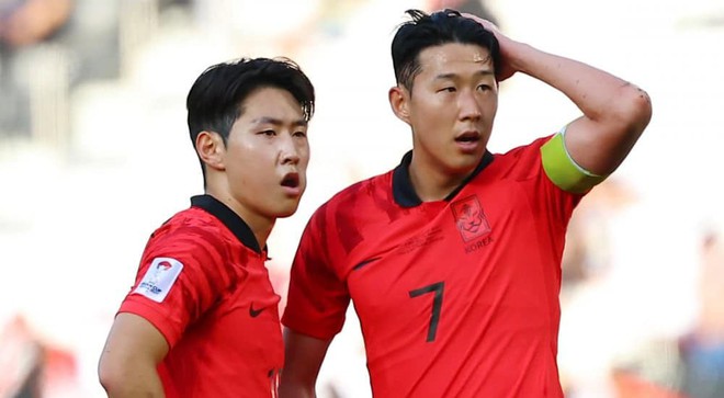 Cơn b&atilde;o tẩy chay nh&igrave;n từ vụ Lee Kang In d&ugrave;ng bạo lực n&oacute;i chuyện với Son Heung Min - Ảnh 1.