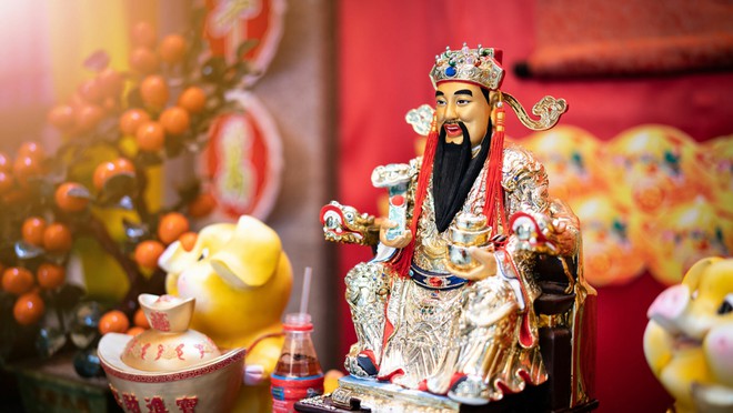 Đ&acirc;y l&agrave; những thứ bạn n&ecirc;n mua trong ng&agrave;y v&iacute;a Thần T&agrave;i để cầu lộc đ&oacute;n may cho năm mới - Ảnh 1.