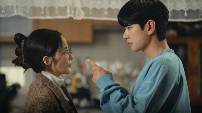 C&ocirc; Đi M&agrave; Lấy Chồng T&ocirc;i đổi 1 chi tiết m&agrave; được khen &ldquo;qu&aacute; tinh tế&rdquo;, h&agrave;nh động của nam ch&iacute;nh khiến netizen m&ecirc; mệt - Ảnh 5.