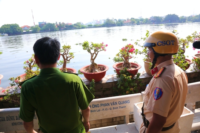 Tàu kiểm ngư, cảnh sát được huy động ngăn chặn chích điện vớt cá ngày ông Táo ở TPHCM - Ảnh 6.