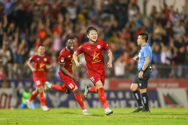 Lịch thi đấu v&agrave; trực tiếp V.League h&ocirc;m nay 23/2: N&oacute;ng ở hai đầu bảng xếp hạng - Ảnh 1.