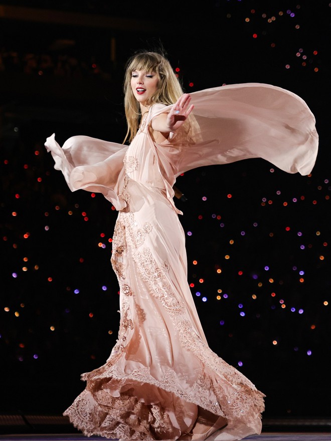 Sự thúc đẩy kinh tế của Taylor Swift bị thổi phồng quá mức - Ảnh 2.