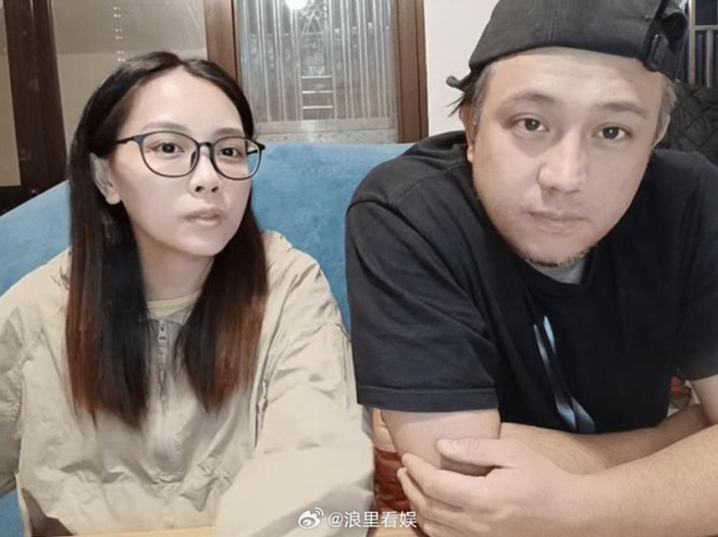 Cuộc sống của nam thần Hong Kong 1 thời sau b&ecirc; bối bắt c&aacute; 5 tay: Con trai bị tự kỷ, vợ từng muốn &ocirc;m 4 người con quy&ecirc;n sinh - Ảnh 1.