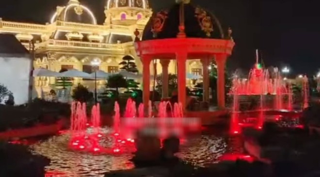 Biệt phủ ở Thanh H&oacute;a nh&igrave;n như l&acirc;u đ&agrave;i nơi n&agrave;ng c&ocirc;ng ch&uacute;a đang đợi t&igrave;nh y&ecirc;u của đời m&igrave;nh, d&acirc;n mạng... kh&ocirc;ng ai d&aacute;m nhận l&agrave; ho&agrave;ng tử! - Ảnh 12.
