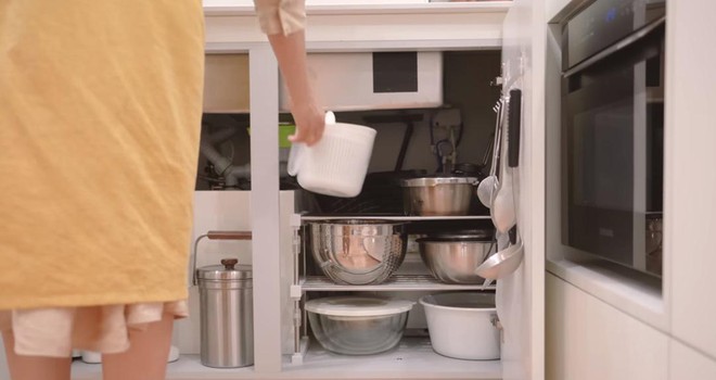 Mẹ đảm H&agrave;n Quốc &aacute;p dụng 11 thủ thuật n&agrave;y để c&oacute; căn bếp sạch sẽ v&agrave; tăng gấp đ&ocirc;i dung lượng lưu trữ - Ảnh 14.
