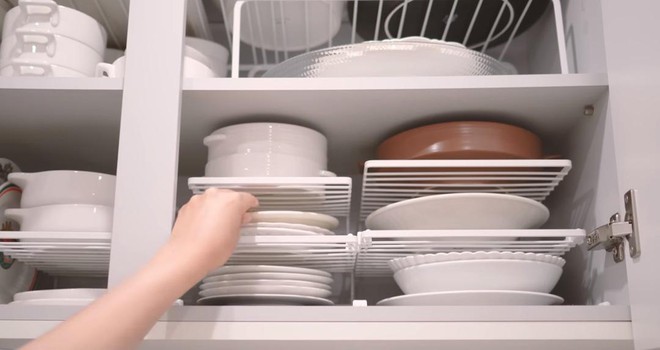 Mẹ đảm H&agrave;n Quốc &aacute;p dụng 11 thủ thuật n&agrave;y để c&oacute; căn bếp sạch sẽ v&agrave; tăng gấp đ&ocirc;i dung lượng lưu trữ - Ảnh 30.