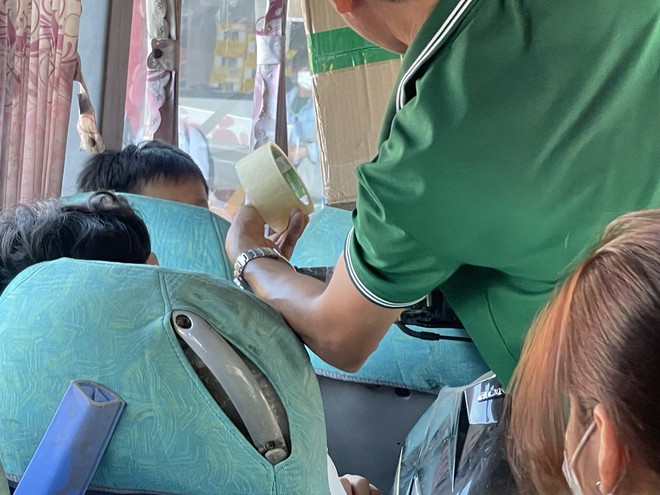 Chuyến xe b&atilde;o t&aacute;p xu&ocirc;i miền T&acirc;y ng&agrave;y 25 Tết - Ảnh 5.
