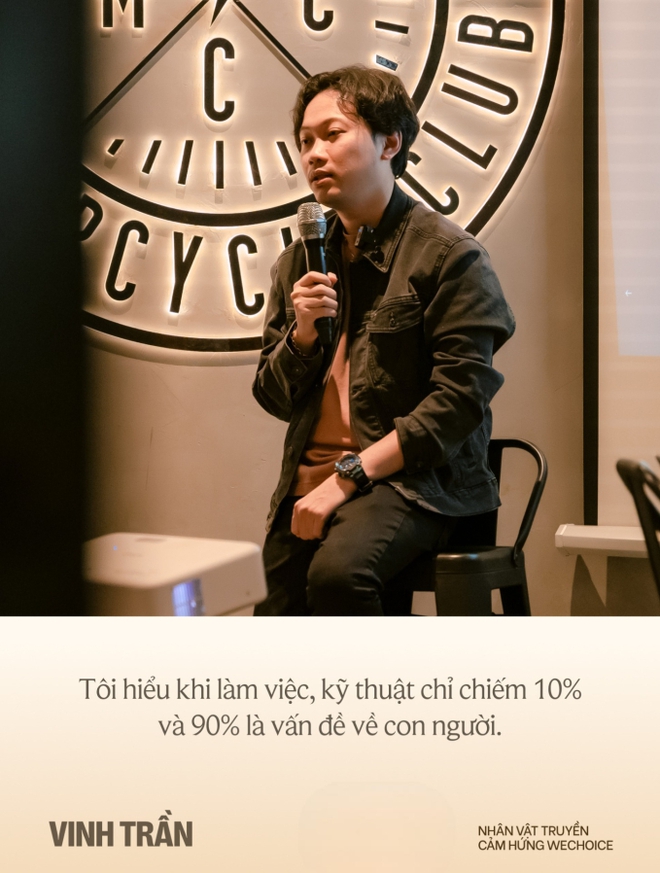 Vinh Trần - Nhân vật truyền cảm hứng WeChoice “flex” màn đổi nhận diện Zalo, đứng sau logo quạt Asia Fan: Có cái làm 1 tuần nổi gần 20 năm - Ảnh 2.