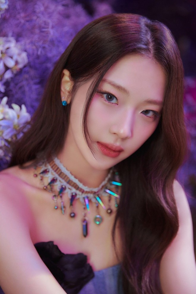 Em g&aacute;i BLACKPINK cũng gặp kiếp nạn chia line: YG ưu &aacute;i bản sao Lisa, bỏ b&ecirc; 2 th&agrave;nh vi&ecirc;n Nhật t&agrave;i năng? - Ảnh 6.