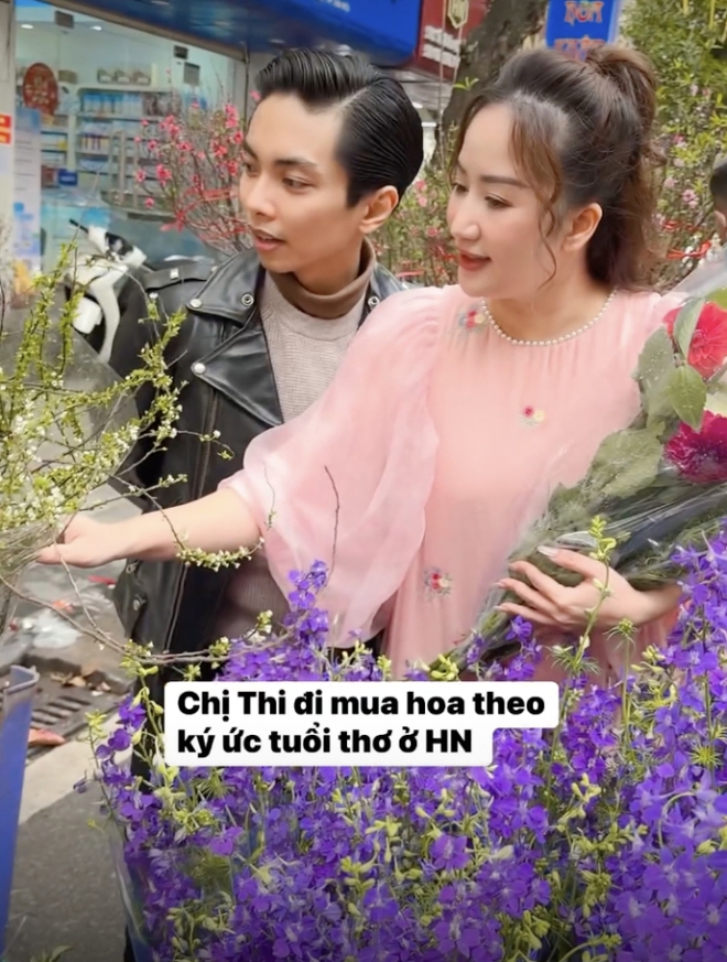 Khánh Thi rạng rỡ sau thời gian đau ốm, cùng Phan Hiển sắm tết mà như mang cả Hà Nội về Sài Gòn - Ảnh 2.