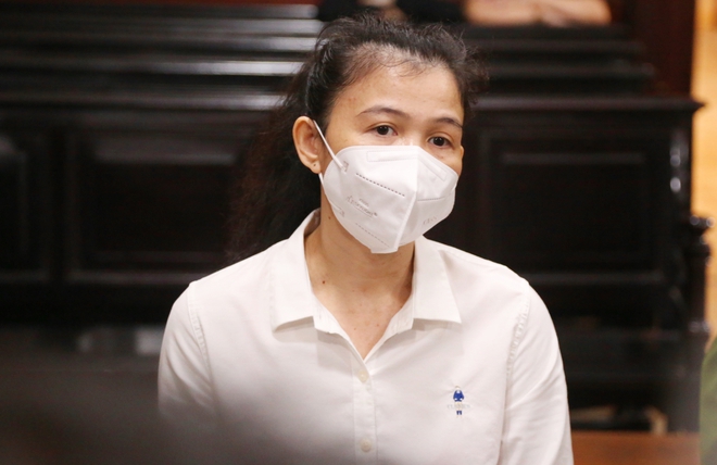 Bà Hàn Ni khai chỉ tự vệ vì bị bà Hằng xúc phạm trước, VKS đề nghị mức án 18 - 24 tháng tù - Ảnh 2.