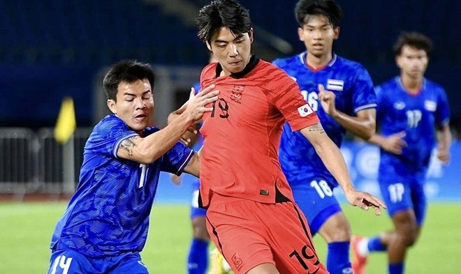 Cháy vé xem tuyển Thái Lan đấu Hàn Quốc - Ảnh 1.