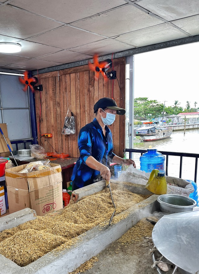 Rủ nhau đi du lịch Cần Thơ "gạo trắng nước trong" chỉ hơn 1 triệu⁄người mà lại có nhiều trải nghiệm mới và ảnh check-in đẹp - Ảnh 4.