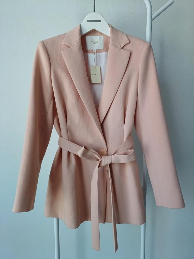 Kiểu blazer có thể diện đẹp từ Xuân sang Hè, tôn dáng hiệu quả và rất thanh lịch - Ảnh 6.