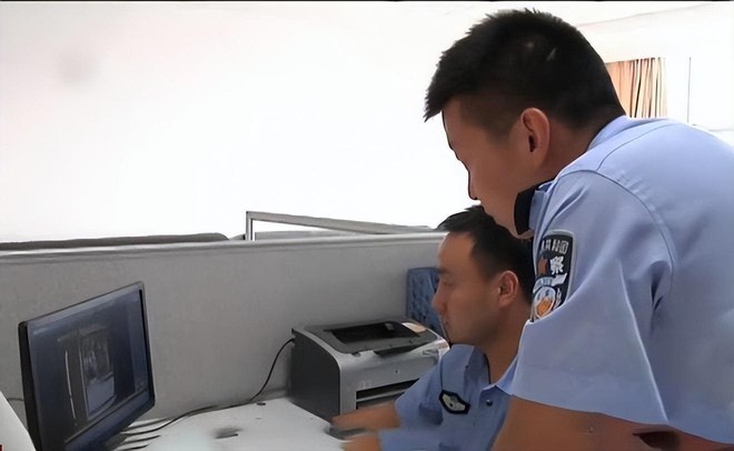 Người đ&agrave;n &ocirc;ng chi 1 tỷ đồng mua v&eacute; số nhưng tr&uacute;ng 140 triệu lại kh&ocirc;ng đến nhận: Chủ h&agrave;ng xổ số &ldquo;chết lặng&rdquo; v&igrave; cảnh s&aacute;t t&igrave;m đến, 1 kẻ lừa đảo lộ diện - Ảnh 1.